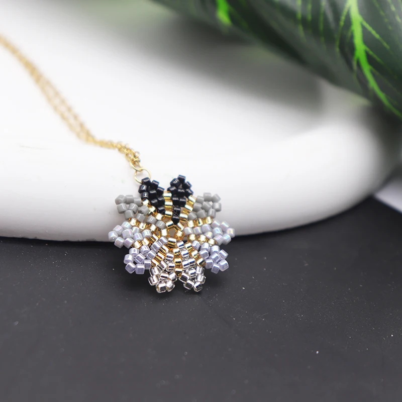 ZHONGVI изысканное цветочное ожерелье для женщин Миюки ручной работы из бисера