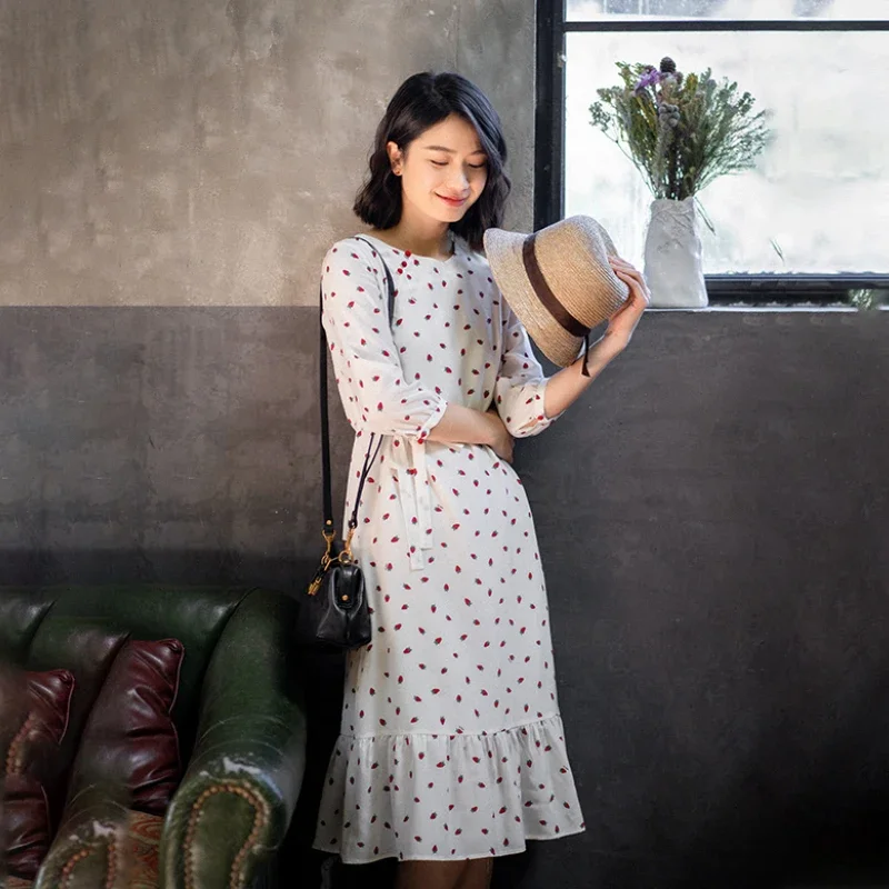 

Женское винтажное шелковое платье с поясом и цветочным принтом