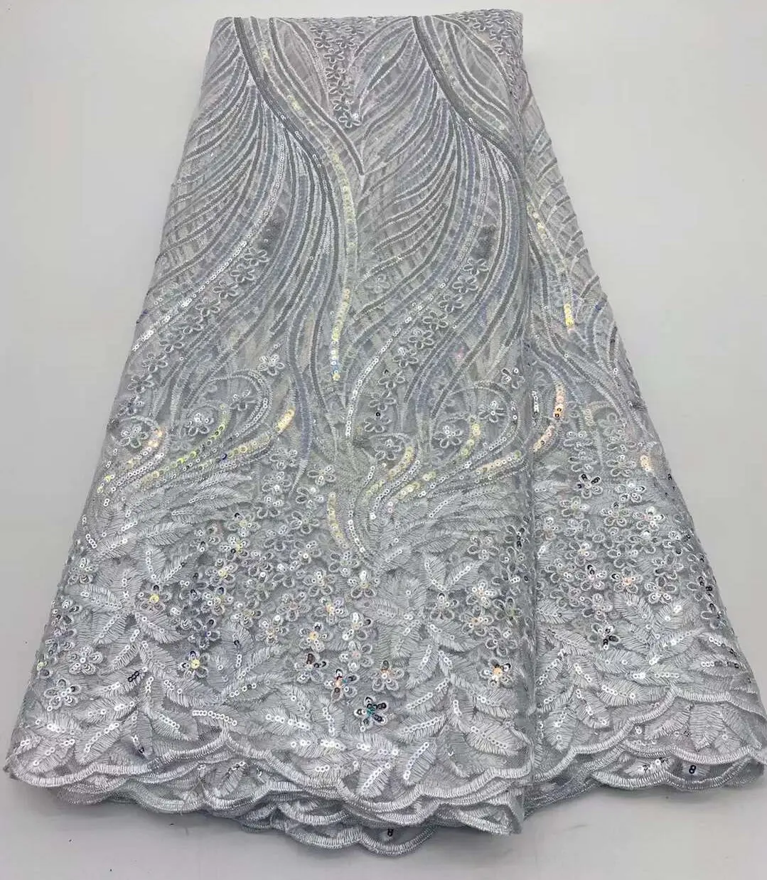 Рисунок 6 - Африканская кружевная ткань 2023