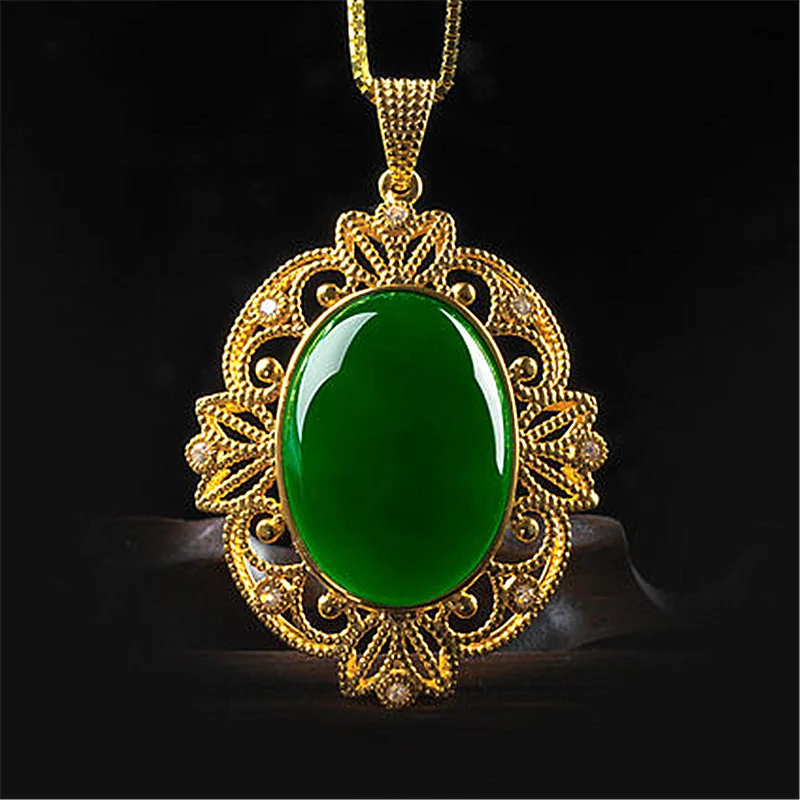 

Chinese Natural Jade Green Hand-carved Safe Buckle Pendant Fashion Boutique Jewelry Agate Necklace Popular Gift