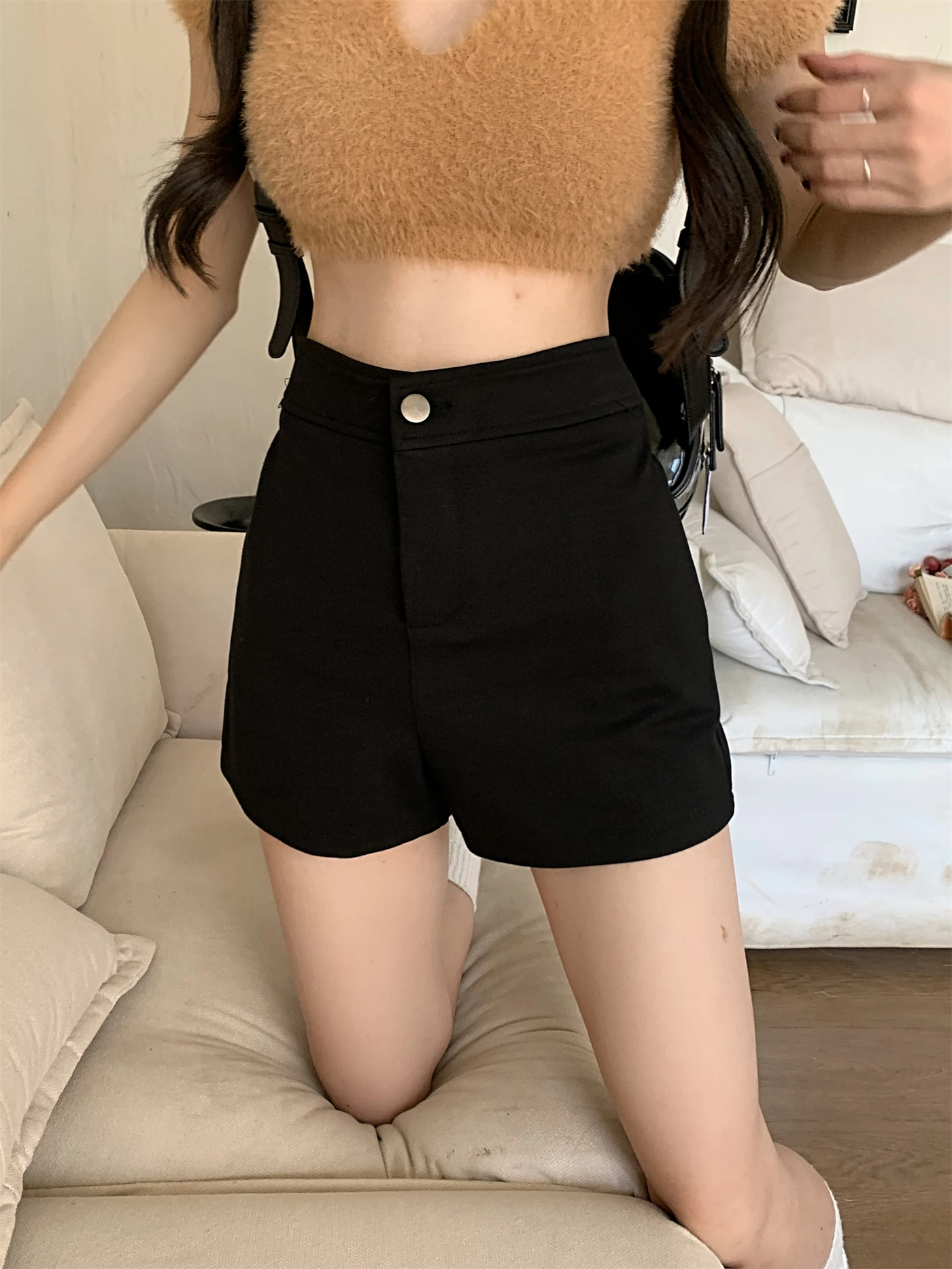 Black High Waist Stretchy A-line All Match Shorts for Women Summer Elegant Chic Tender Skinny Hot pants Ladies Sexy Korean Short
