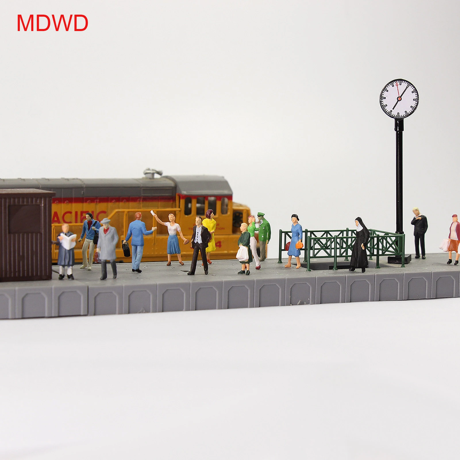 1pc Model Railway Lights Lit Platform Clock Lamp Train Station Layout HO N Scale images - 6