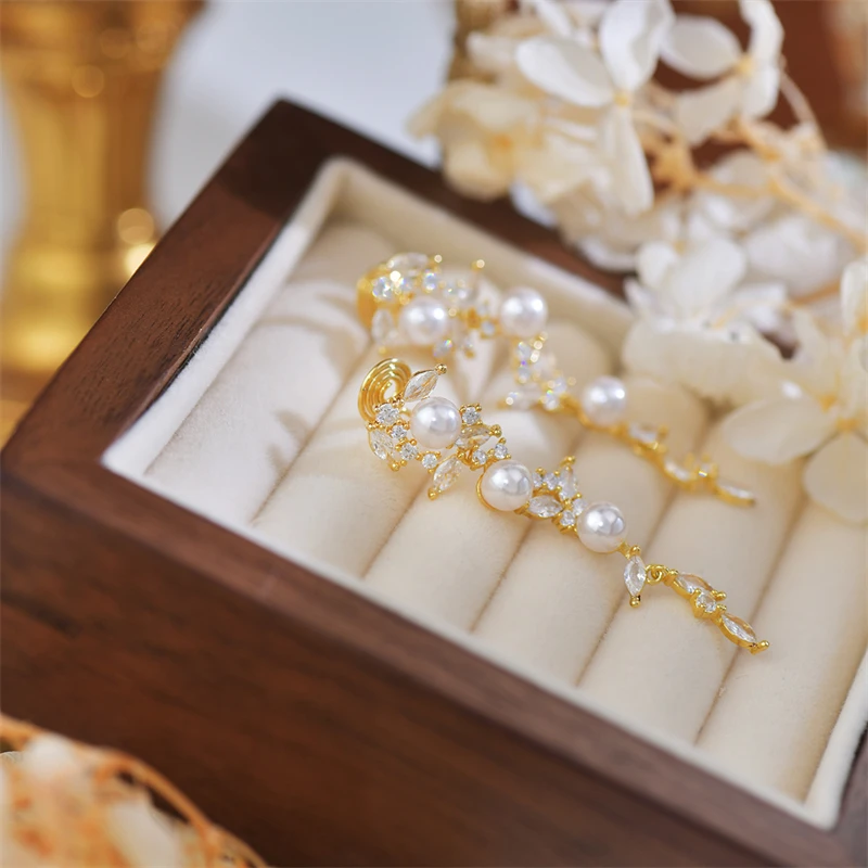 Модные длинные серьги-подвески с искусственным жемчугом и кристаллами для