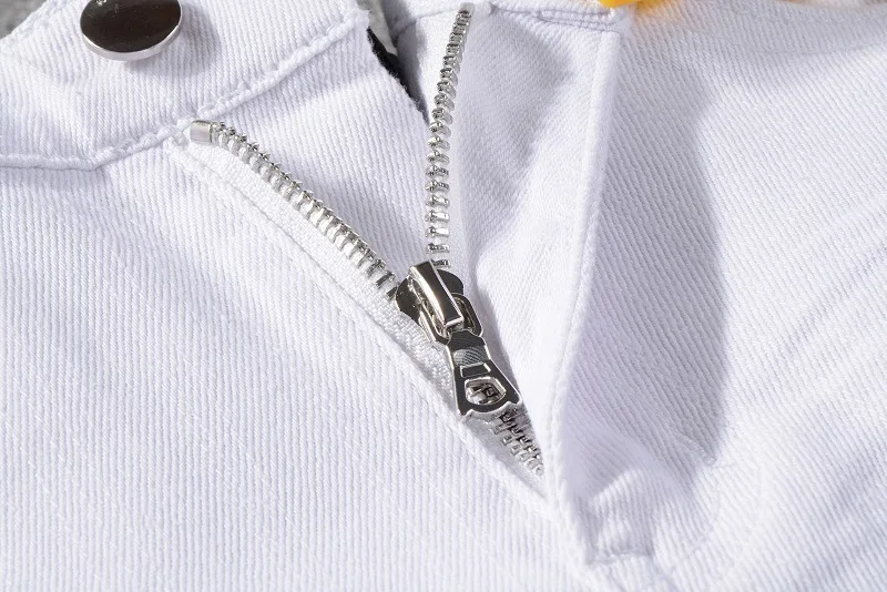 Mens White Slim Fit High Street Denim Pants Korean Fashion Style Destroyed Bandana Ribs Patches Distressed Skinny Ripped Jeans