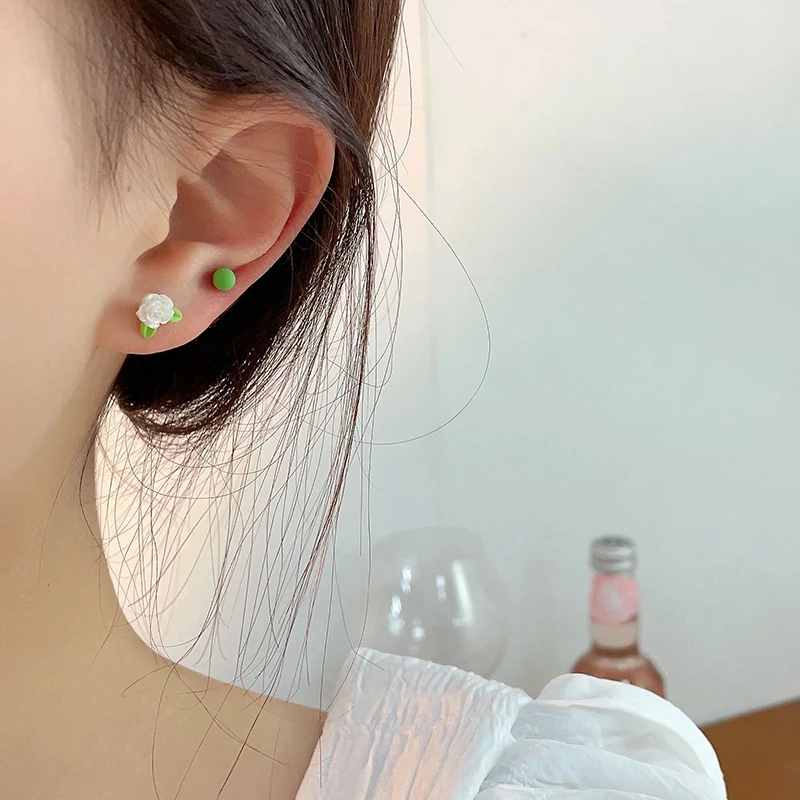 Early Spring 925 Silver Needle Ear Stud For Women Fresh Sweet Flower Week Earrings Daily Gentle Temperament Girls' New Fashion