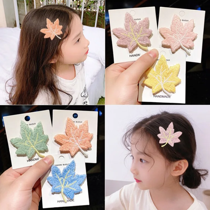 

Autumn and Winter New Knitted Maple Leaf Hairpin Side Clip Female Girl Sugar Heart Bangs Clip Small Fresh Hairpin Gift