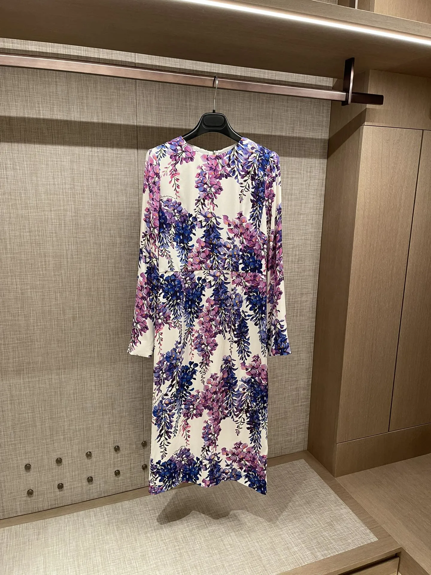 2022 spring and summer women's new Wisteria flower printed silk medium length dress
