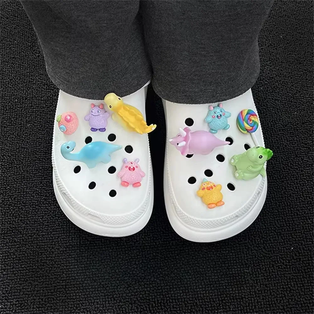 Мультяшные милые резиновые монстры динозавры аксессуары для мальчиков сандалии