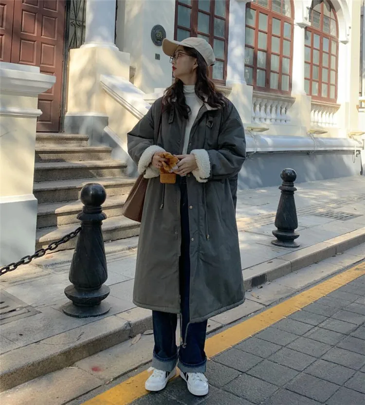 

GBG1292 Autumn and winter 2022 new Korean version loose thickened tooling style imitation lamb wool long sleeved cotton coat