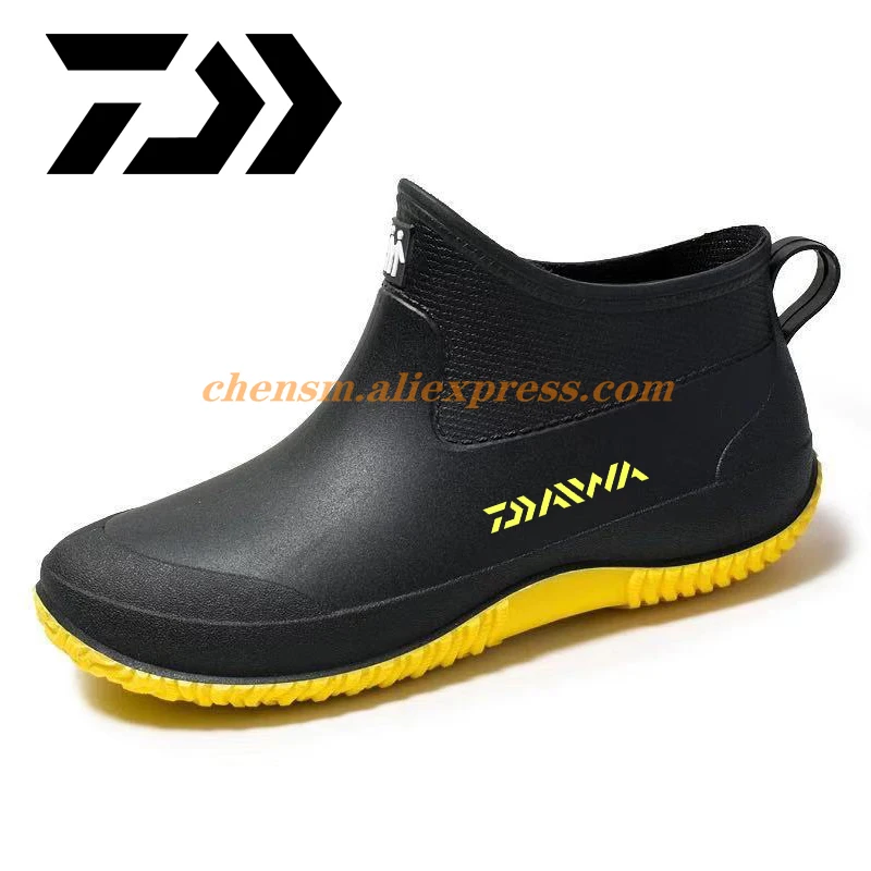 

2022 Daiwa Fishing Boots Men Outdoor Autumn Waterproof Wading Shoes Women Spring Non-slip Warm Hiking Water Rain Boot