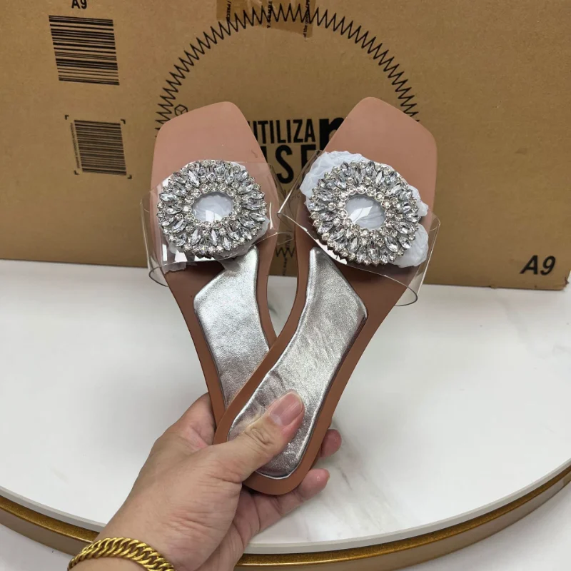 Women's Slippers Flat Bottom Outside Shoes Female Large Crystal Buckle Design Transparent Slides Summer 2023 Ladies Flip Flops