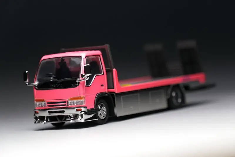 

[Да 1:64 ISUZU ELF Trailer Custom Initial D Розовая модель автомобиля из сплава