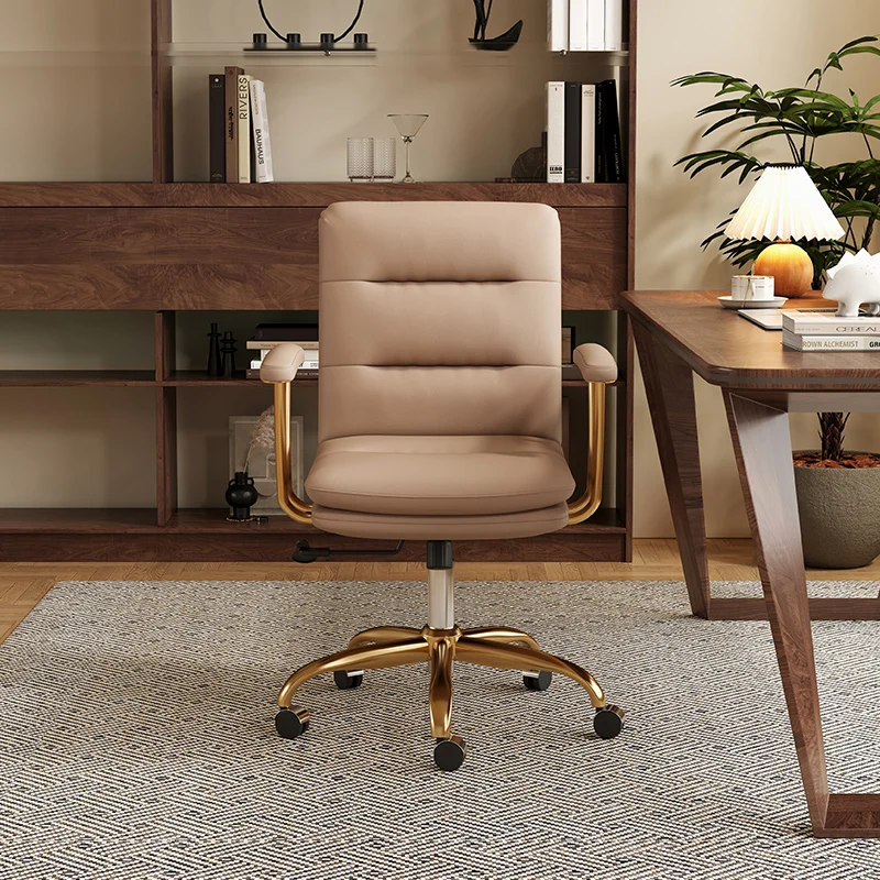 Удобное офисное кресло в скандинавском стиле современное элегантное удобное