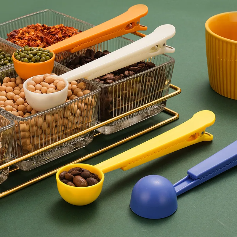 

2 in 1 Plastic Coffee Spoon Kitchen Tea Spoons Long Handle Ground Measuring Spoo