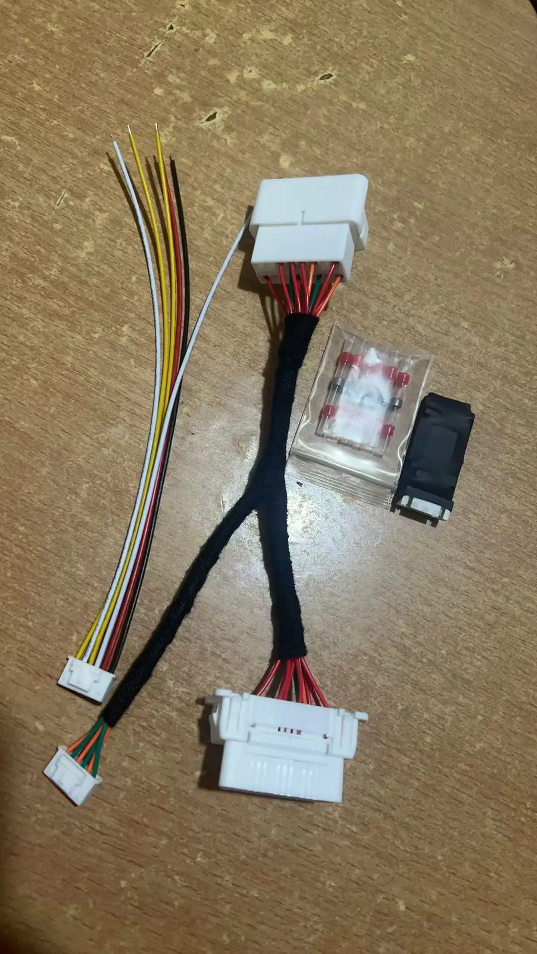 Фото OBD VIN Simulator Инструменты для модификации номера рамы автомобиля для проверки транспортных средств, Vin не соответствует №2