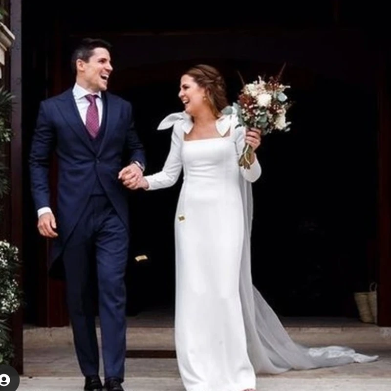 

Простое свадебное платье-русалка, квадратное коллоарное атласное платье до пола для невесты 2023, белое платье для невесты со шлейфом, гражда...