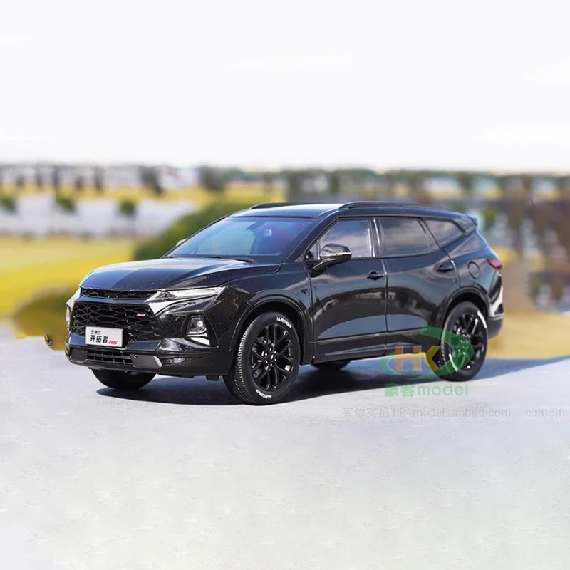 WELLY Диэкаст Pioneer RS SUV 1:18