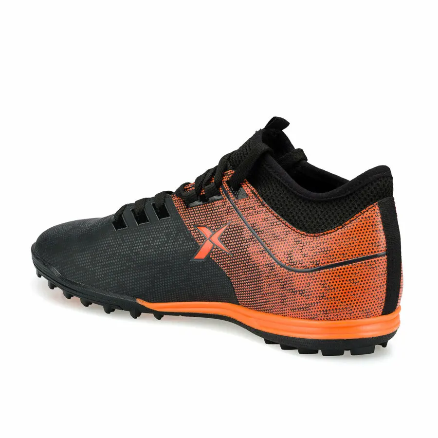 

Football Boots Kinetix