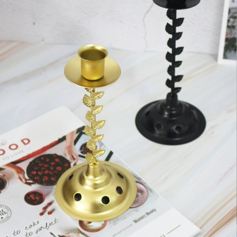 

Exquisite Leaf Iron Candlestick Candle Holder for Kitchen Dining Room Hallway Bedroom European Style Leaf Candlestick