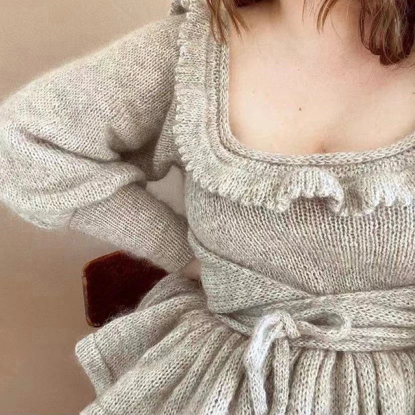 

Women's Pure Handmade Wool Sweater Ruffles Collar Lace Up Waist lady fashion sweater