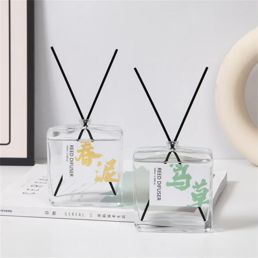 

100ml Fragrance Reed Diffuser, Scented Diffuser with Sticks, Home Aromatherapy Essential Oil Scent Diffuser for Bedroom Bathroom