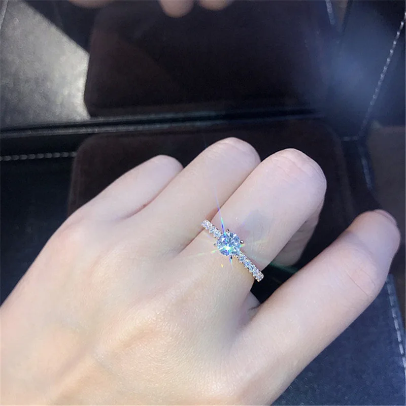 

Kaifanxi 2022 Mode Klaue Design Kristall Zirkon Engagement Ringe Frauen Hochzeit Schmuck Zubehör Geschenke Mode Damen Ringe