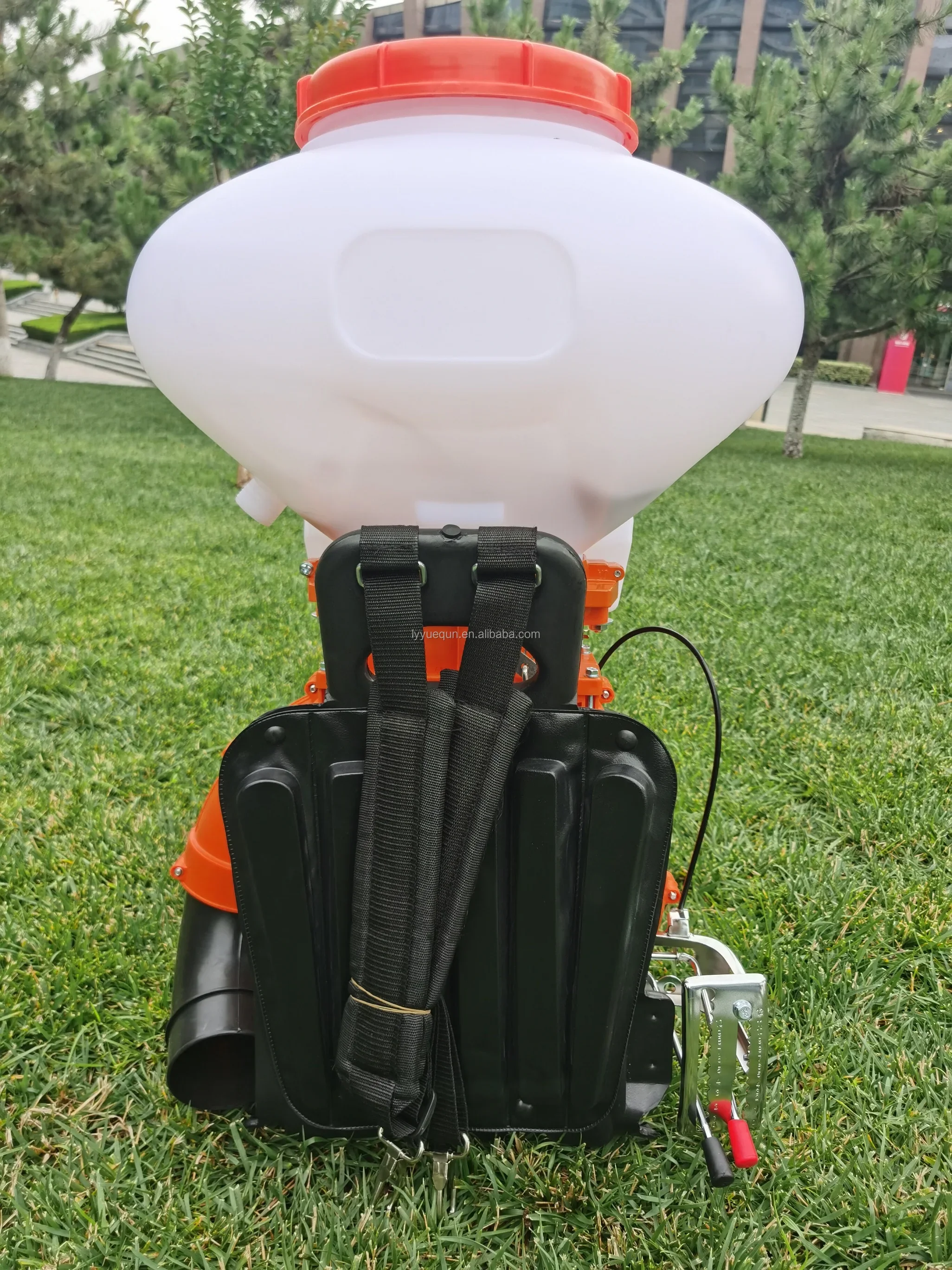 Ранец для борьбы с вредителями 2 такта