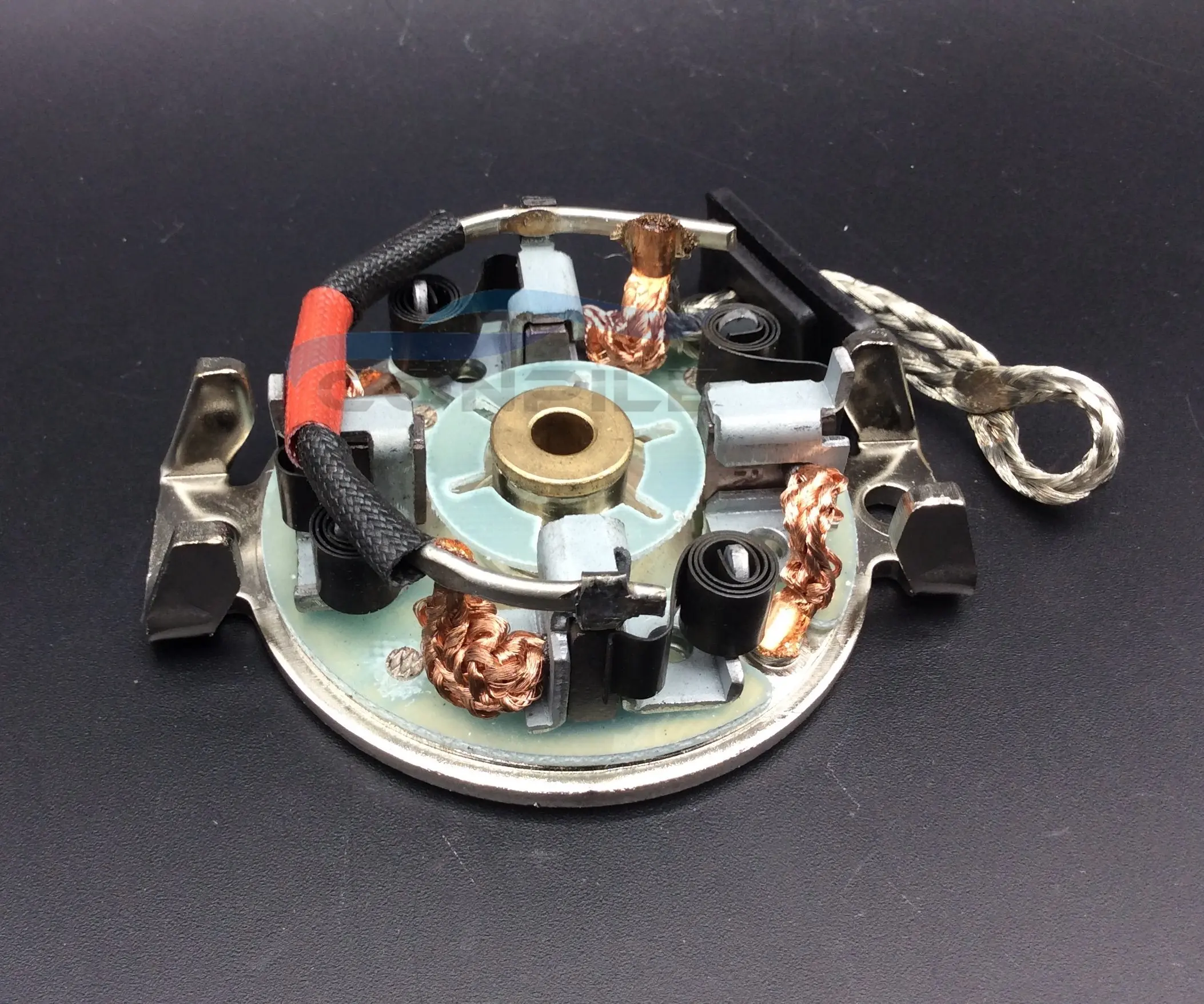 

Щеткодержатель для Buick new sail Youya BYD F0 F6 Roewe 350 для Valeo starter motor