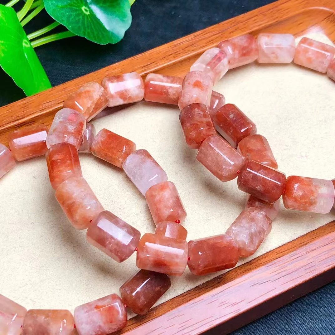 

Cross border hot selling 8-10mm natural crystal natural stone semi precious natural red rabbit hair bucket bead single loop brac
