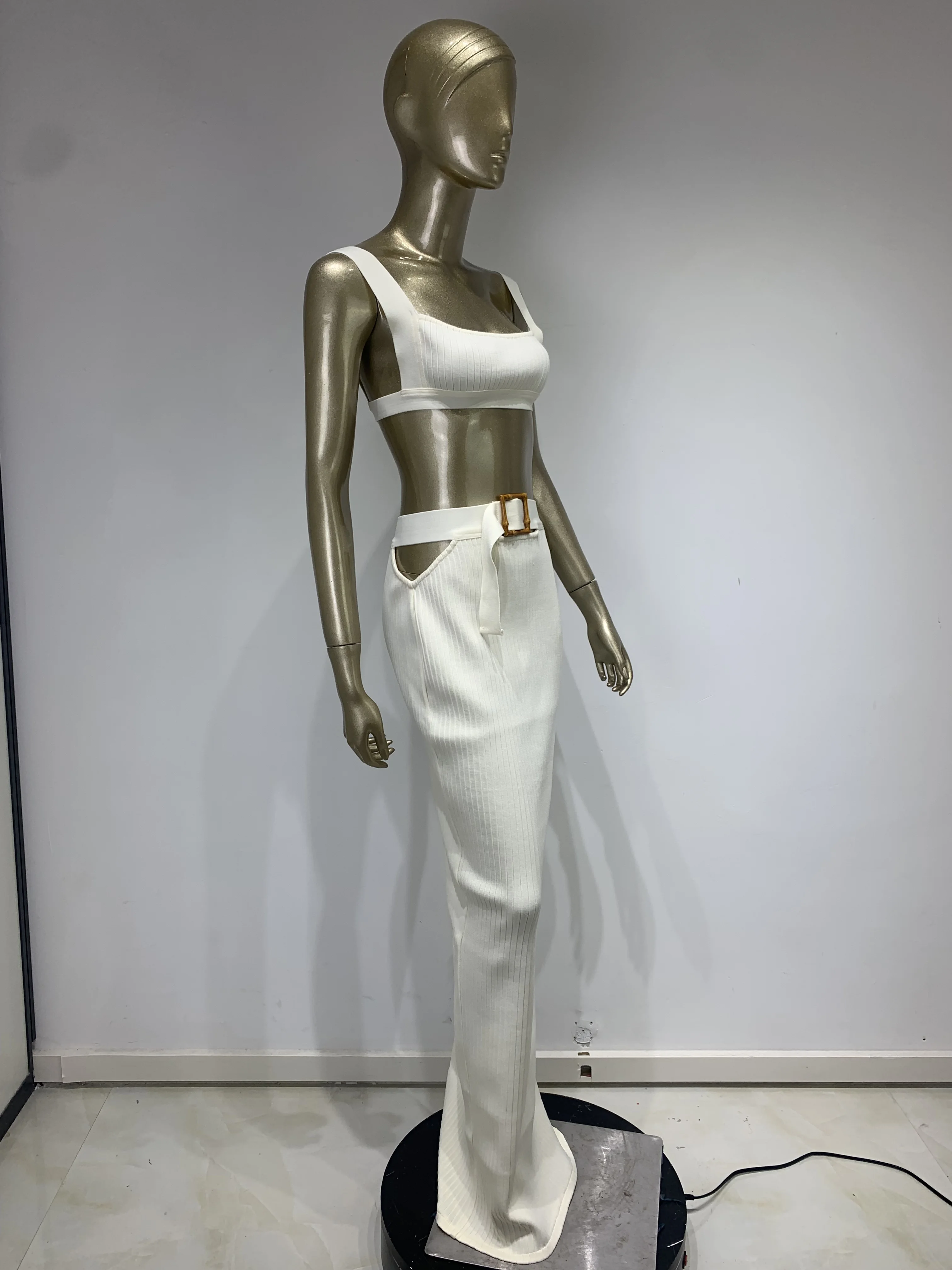 Женский комплект из топа и юбки в рубчик