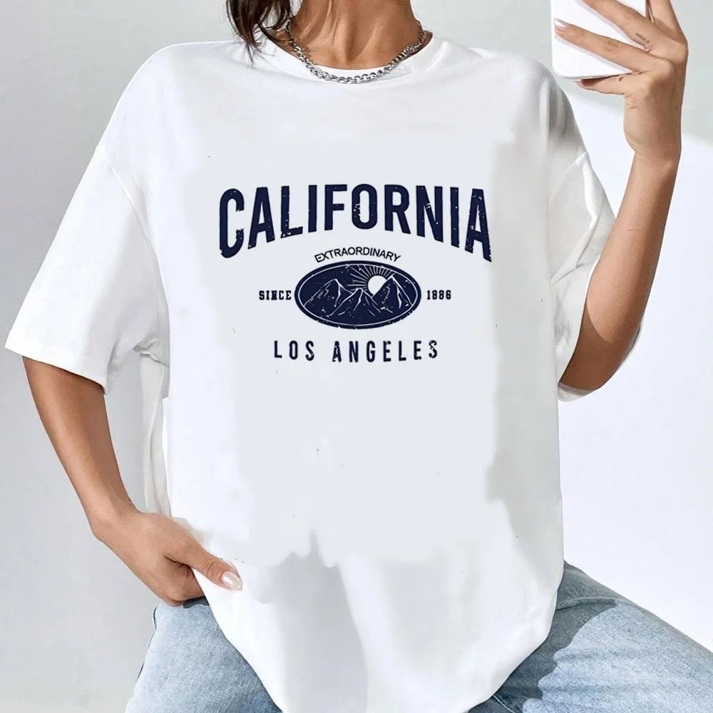 Женская футболка с коротким рукавом