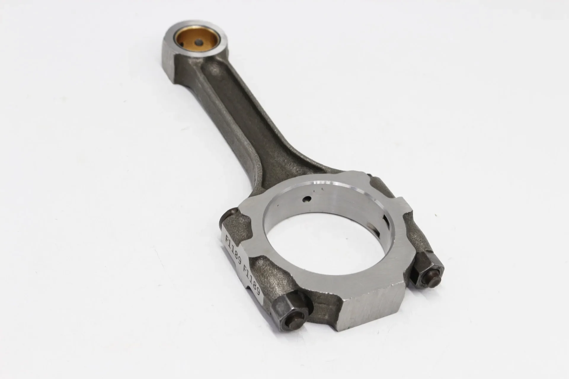 1 шт. 2351027100 шатун для HYUNDAI A1544 D4EA D4EA-V D4EB SANTA FE TUCSON ELANTRA CRDi