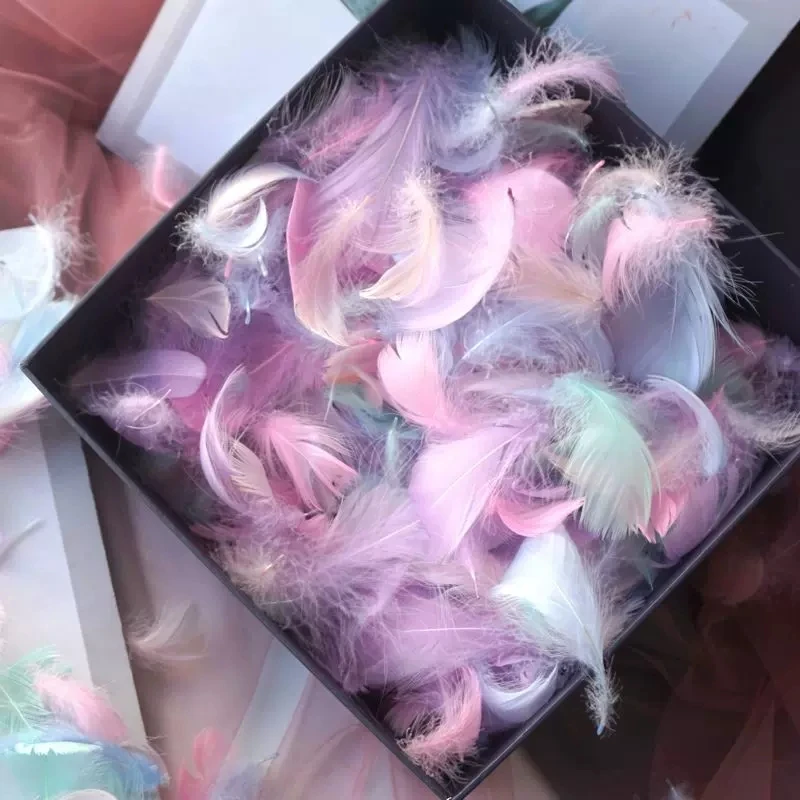 

100pcs Colorful Feather Gift Box Filler Supplies Diy Craft Wedding Happy Birthday Party Decoration Accessories