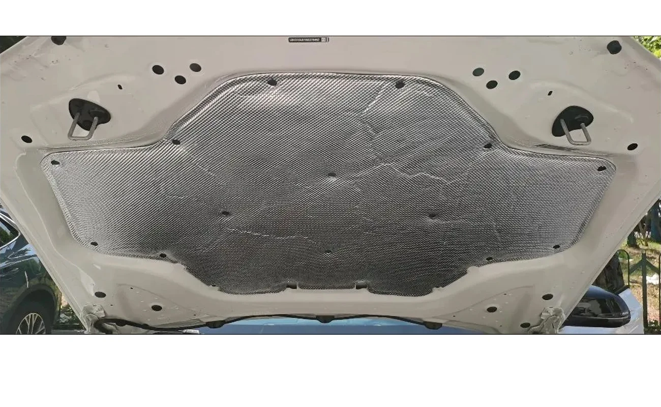 Фото Для BMW X3 X4 G01 G02 2017-2024 2018 2019 2020 автомобильный капот двигателя, теплоизоляционный хлопковый коврик, огнестойкие чехлы, звуковые аксессуары №2