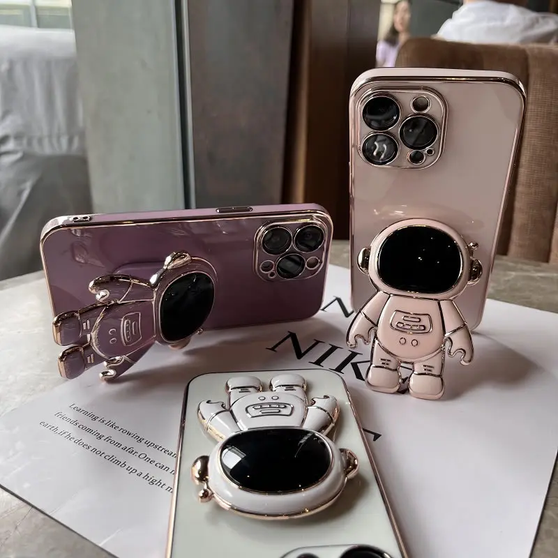 

Soft Electroplated Case With Astronaut Folding Stand for iPhone 13 12 Pro Max 11 Mini X XR Xs XsMAX 6 6s 7 8 Plus Cover