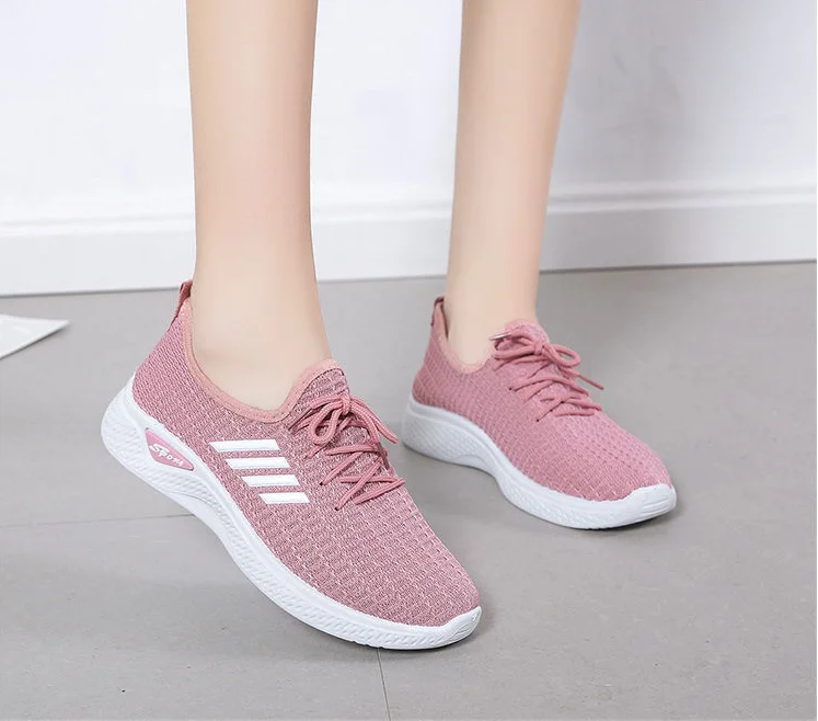 

men's breathable shoes