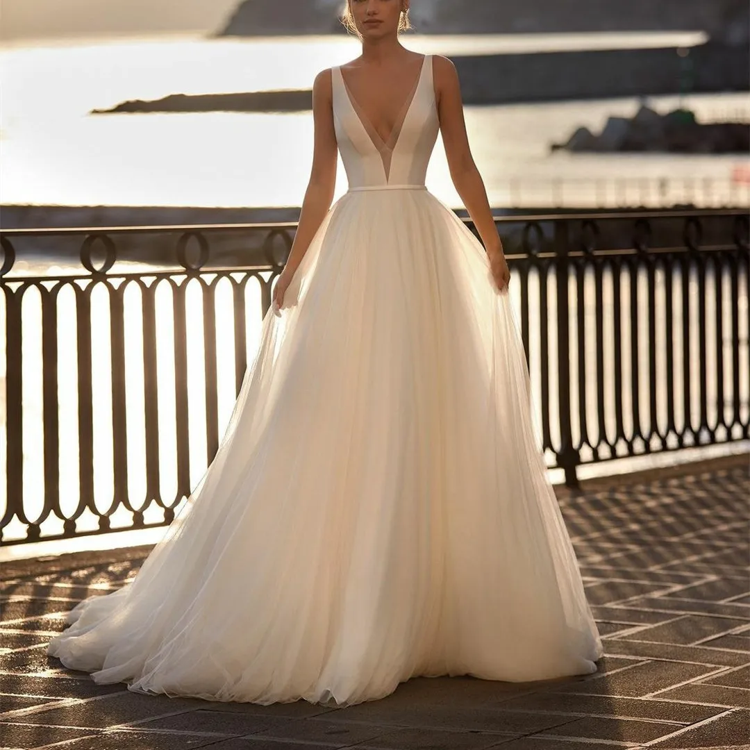 

Женское длинное свадебное платье It's yiiya, белое фатиновое платье-трапеция со шлейфом и V-образным вырезом на лето 2019