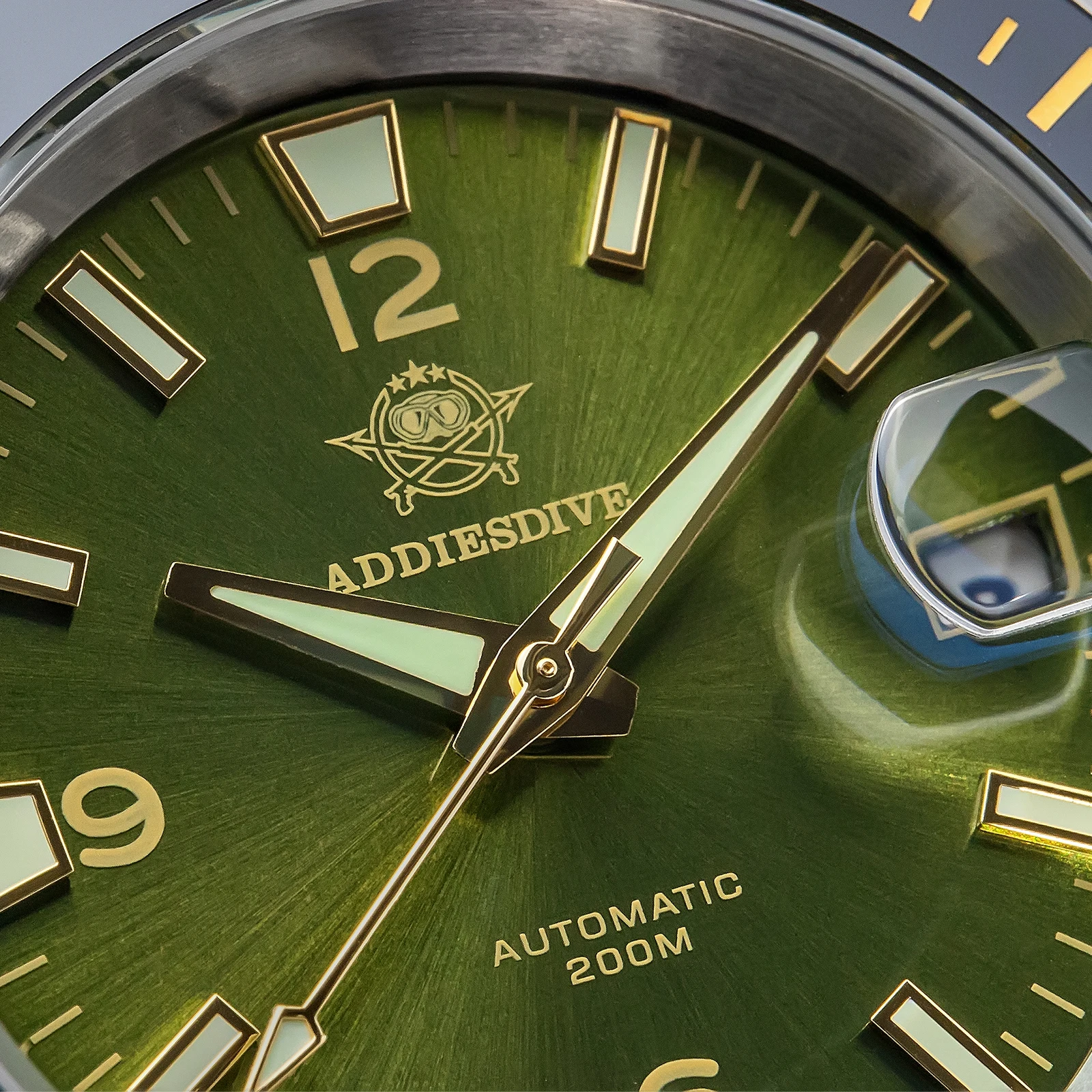 Фото ADDIESDIVE NH35A Мужские дайверские часы 200 м Механические часы из нержавеющей стали BGW9 Супер светящийся керамический безель Аналоговые часы AD2085 №5