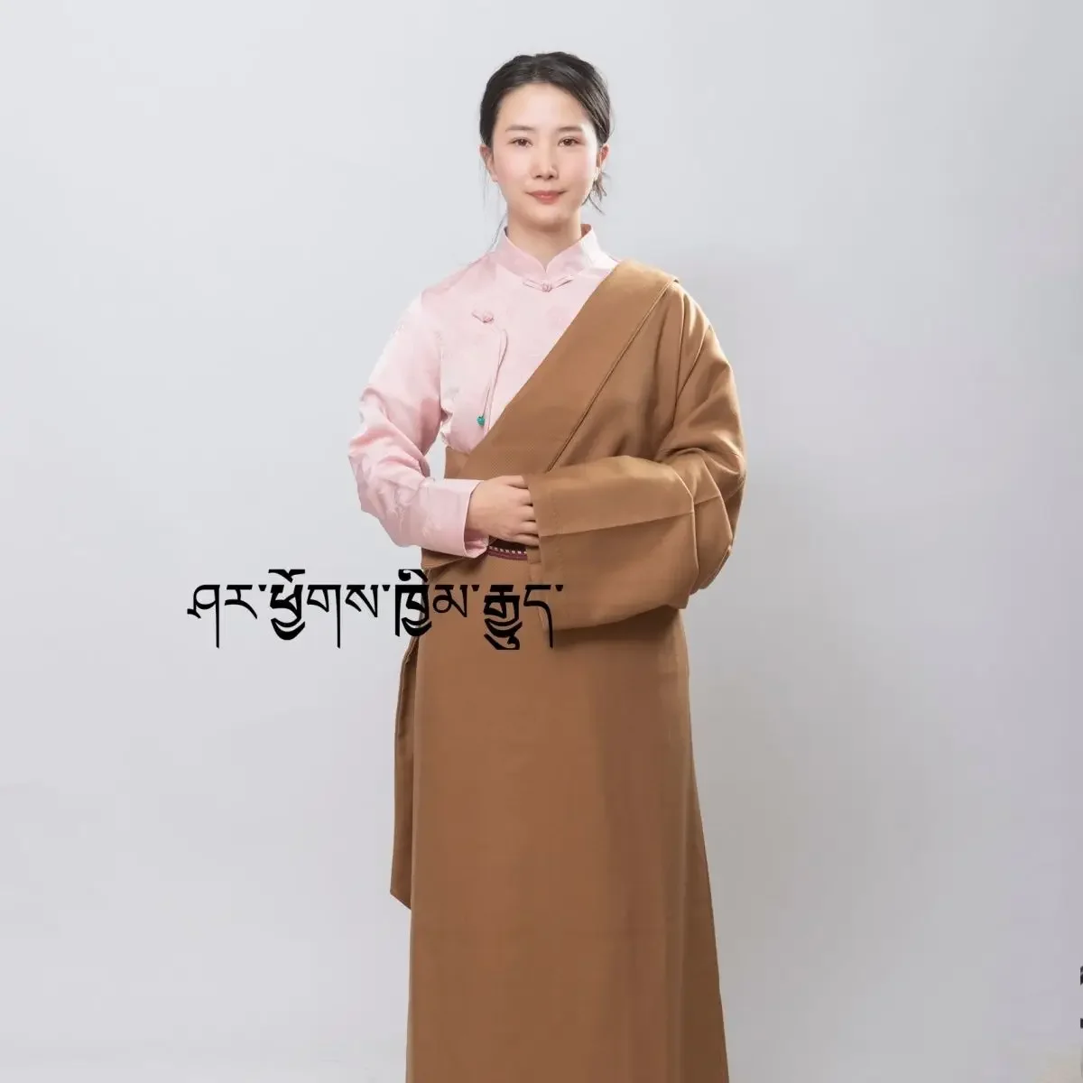 Новая тибетская женская модель Kangba однотонный однослойный халат Guozhuang