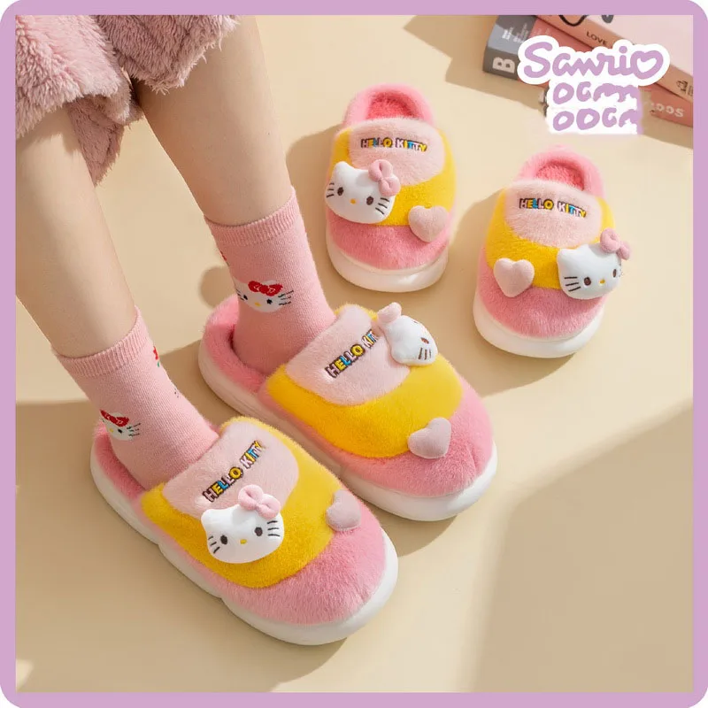 

Новые Симпатичные Аниме тапочки Sanrio Hellokitty Cinnamoroll Kuromi Мультяшные красивые детские хлопковые тапочки зимние Нескользящие теплые