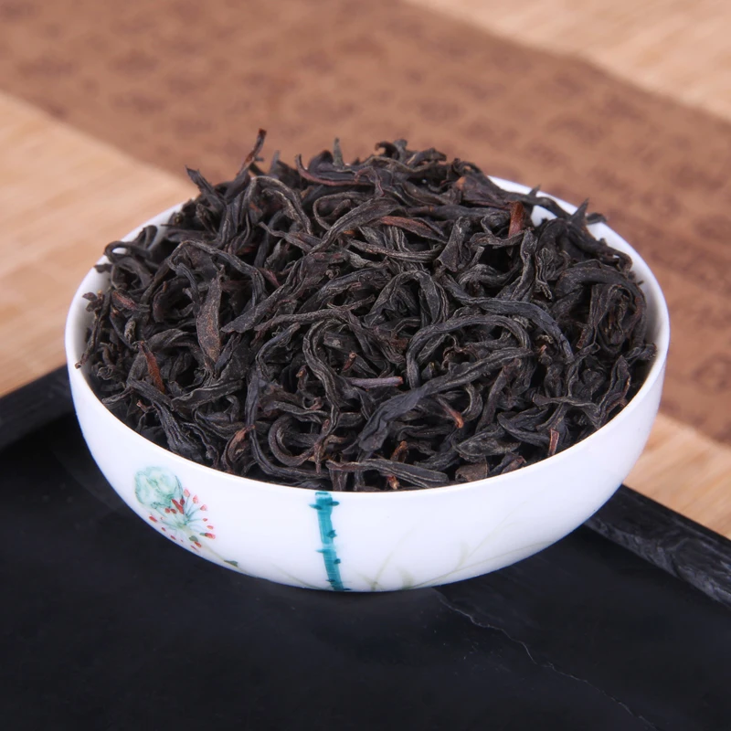 

2022 Huaxiang Lapsang Souchong черный китайский чай Longan и копченый аромат китайский чай 250 г без чайника