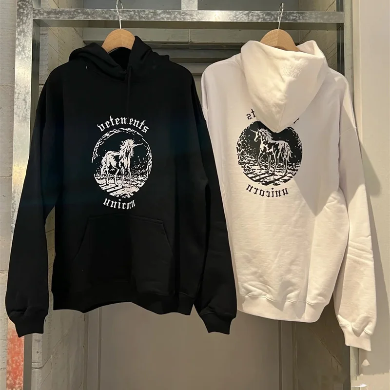 

2023 VETEMENTS Hoodie Letter Logo Printed Oversize Men's And Women's Sweatshirt