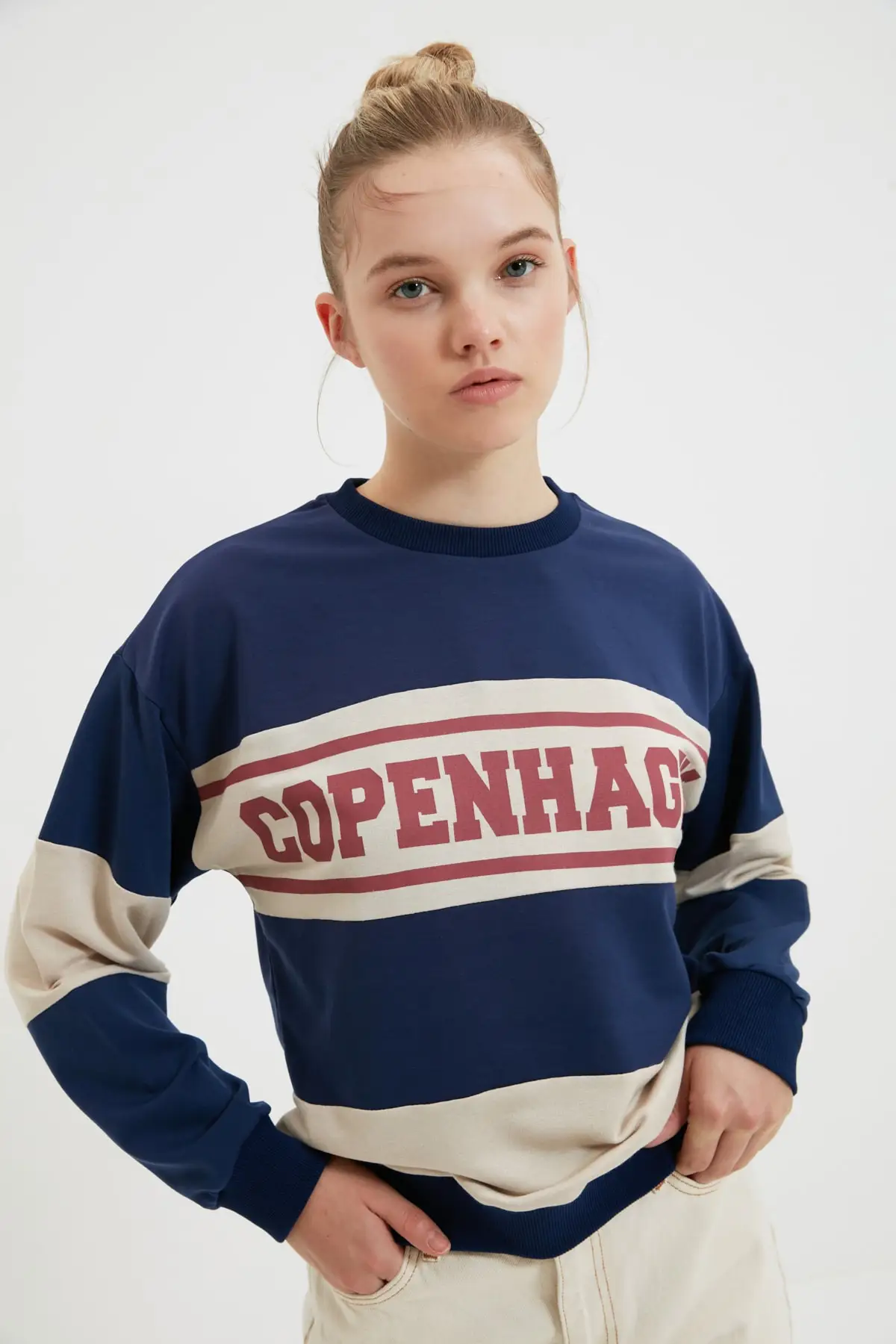 

Свитшот женский с принтом, базовый тонкий вязаный худи, модный всесезонный дизайнерский пуловер, флисовые толстовки