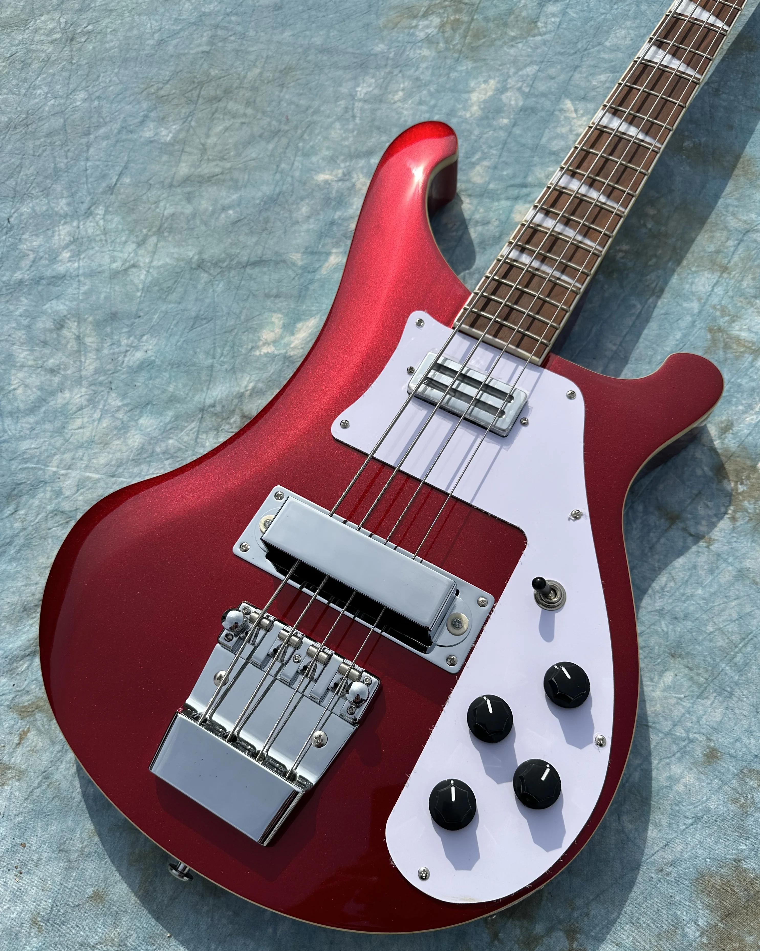 Ricken 4003 бас-гитара