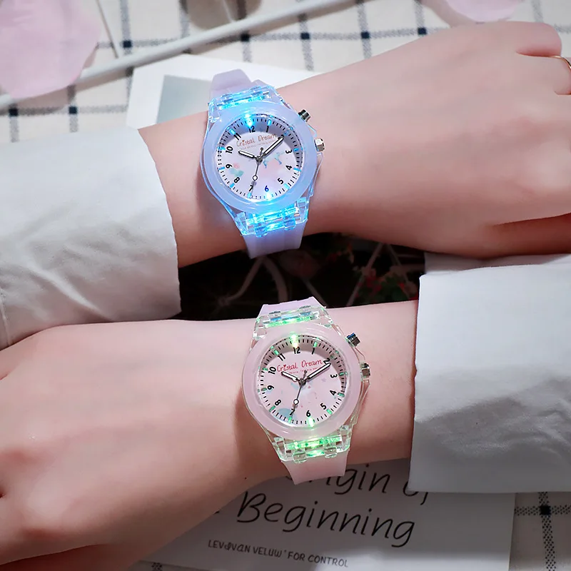 

SMVPSoft Silicone Luminous Wrist Watches for Girls Boys Flash Light Children's Quartz Watch for Kids Clock Montre Enfant reloj n