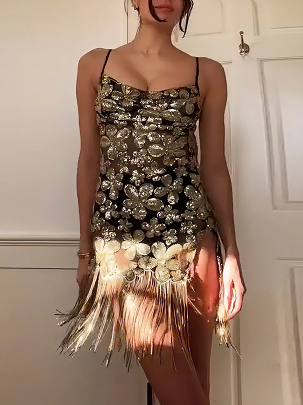 

Блестящее женское платье с цветочной вышивкой и блестками, модное летнее прозрачное сексуальное платье с кисточками для бара и вечеринки, б...