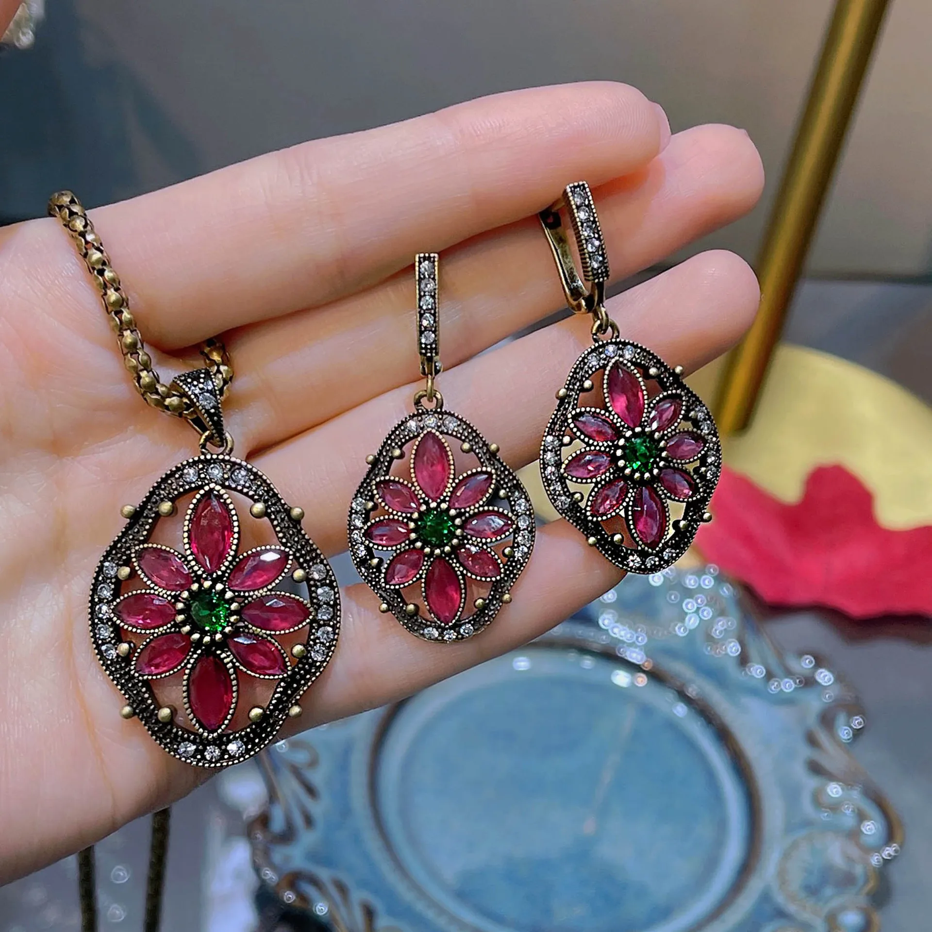 

Vintage Ruby Court Jewelry set 925 Sterling Silver Party Wedding Earrings Necklace For Women Bridal Engagement Jewelry Gift