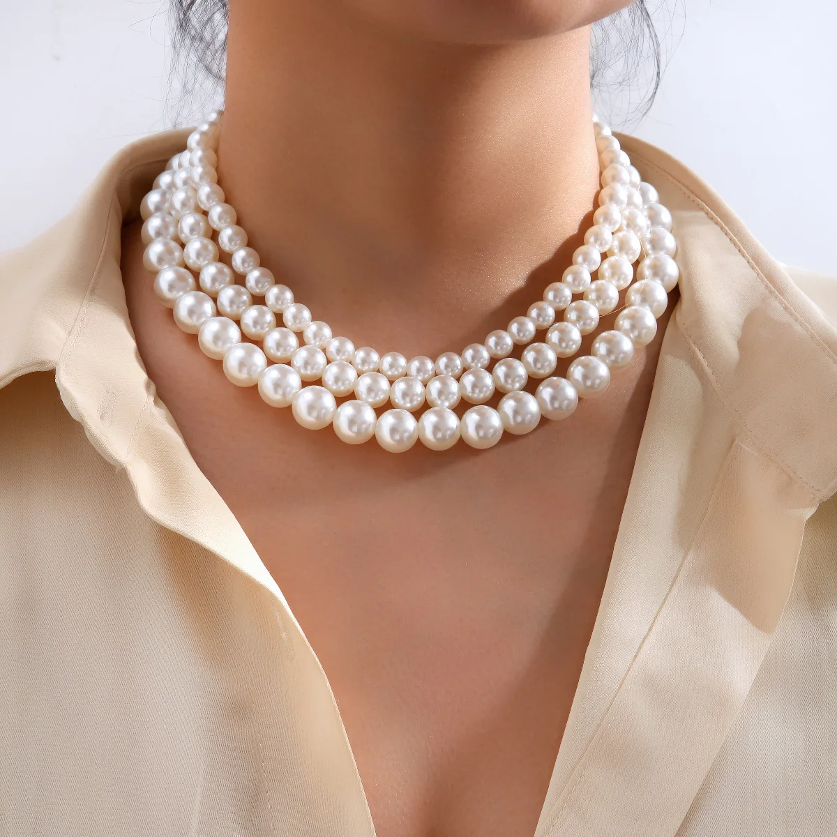 

Creative and Simple Pearl Necklace, Designed By Female Minority, Three-layer Clavicle Chain, Vintage Necklace, Baroque Necklace