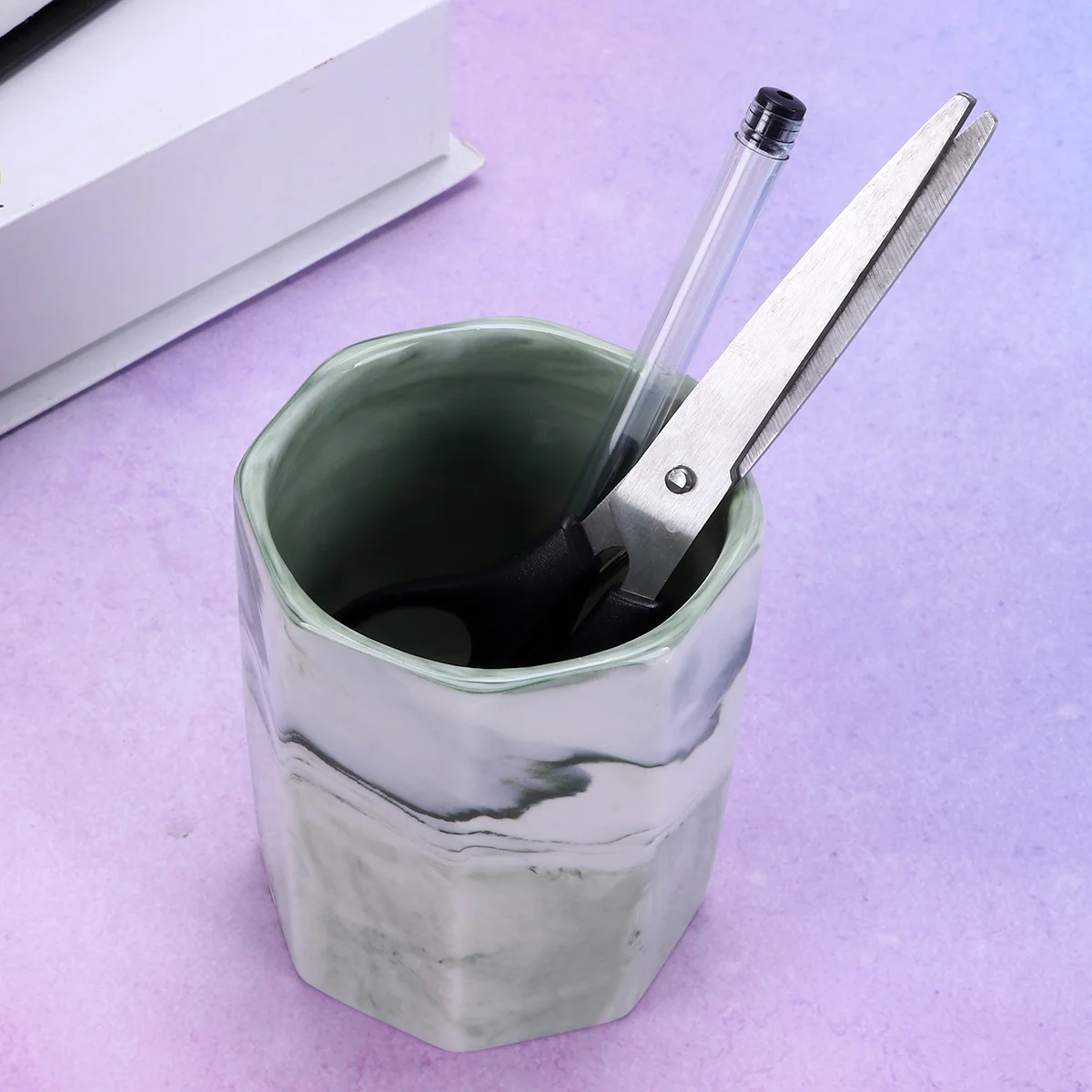 

Marble Holder Pen Cup Octagonal Makeup Brush Holder Stand Organizer Stationery Accessory for Home School Office Green