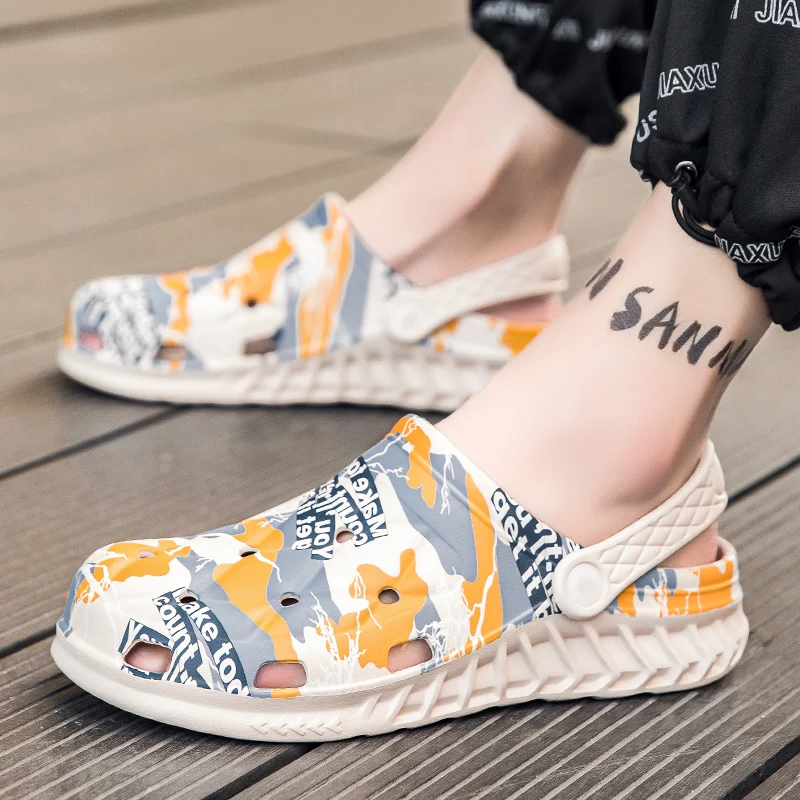 

【HUOOU&HAIOU】New Summer Men's Shoes Breathable Hole Shoes Sandals Beach Shoes Wading Shoes Garden Shoes